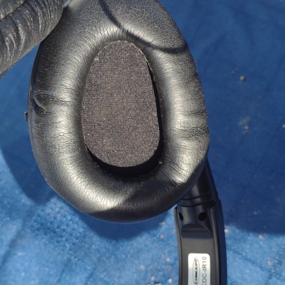 Concept cdcir10Dual channel infrared Headphones - Picture 3 of 3